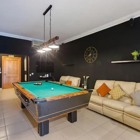 Apartment Mellieha Sea View 2 Bedroom With Games & Pool
