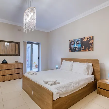 Mellieha Sea View 2 Bedroom With Games & Pool Apartment Ghajn Zejtuna