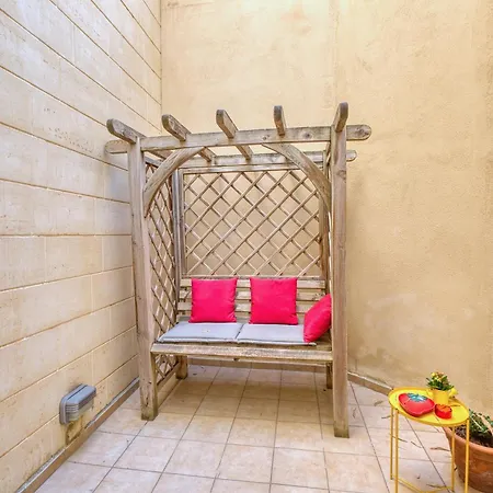 Mellieha Sea View 2 Bedroom With Games & Pool Apartment