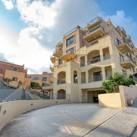 Mellieha Sea View 2 Bedroom With Games & Pool *